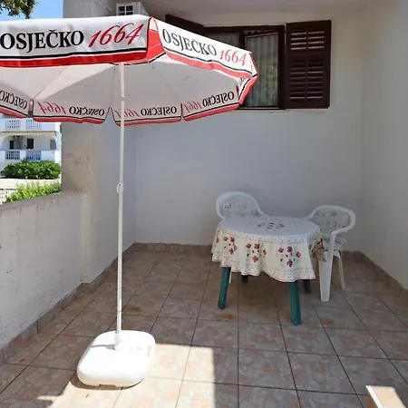 Appartement With Parking Space Mandre, Pag - 11600 *