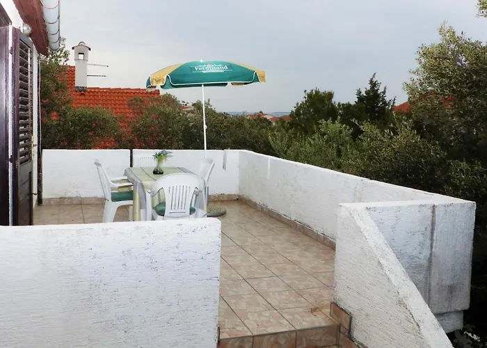 With Parking Space Mandre, Pag - 11600 Appartement Kolan